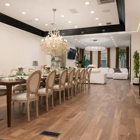 Stunning Gold Coast 12bd 6ba & Rooftop Patio * Chicago