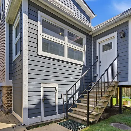 Charming Andersonville Coach House 3br 2,5ba Townhouse Chicago