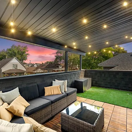 Portage Park, Jacuzzi, Movie Theater, Games & Arcade Holiday home
