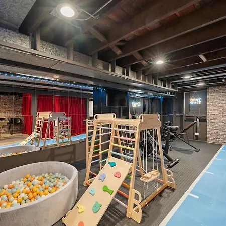 Portage Park, Jacuzzi, Movie Theater, Games & Arcade Holiday home Chicago
