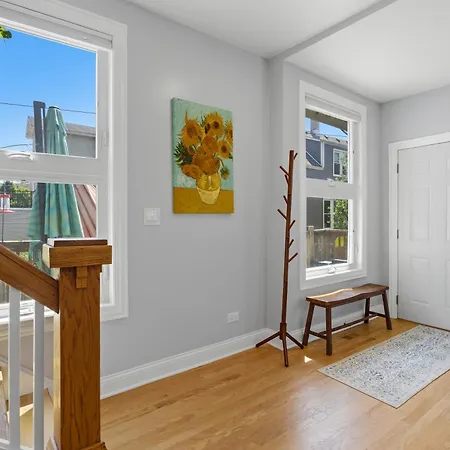 Holiday home Charming Andersonville Coach House 3br 2,5ba Townhouse *