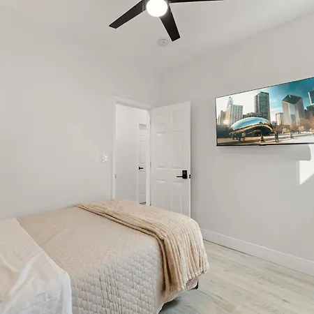 Holiday home Portage Park, Jacuzzi, Movie Theater, Games & Arcade *