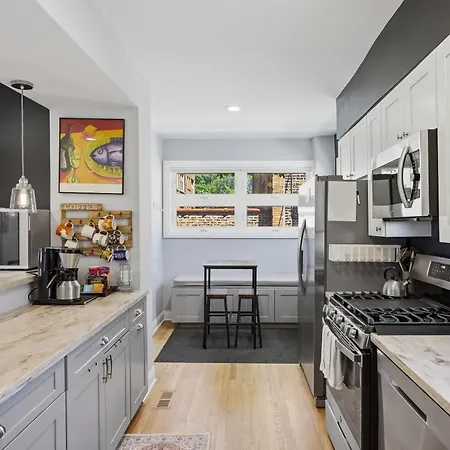 Charming Andersonville Coach House 3br 2,5ba Townhouse Holiday home Chicago