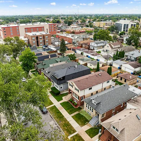 Portage Park, Jacuzzi, Movie Theater, Games & Arcade *