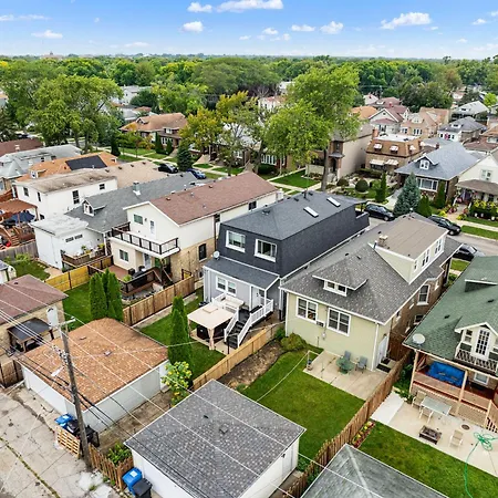 Portage Park, Jacuzzi, Movie Theater, Games & Arcade Holiday home