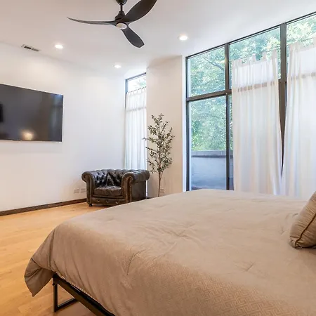 5-bedroom House In Pilsen Near Medical District * Chicago