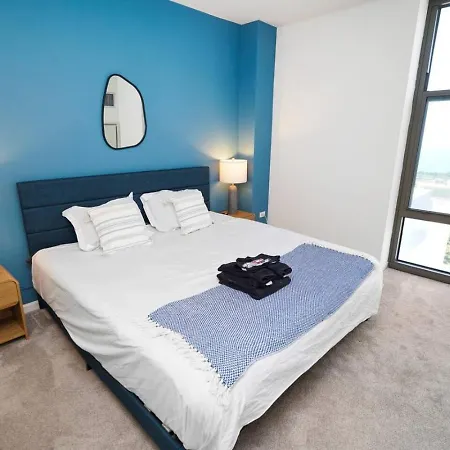 2br Skyline Views - 5 Min Walk To Grant Park *