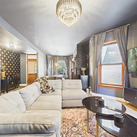 Wrigley Luxe 3br Free Parking * Chicago