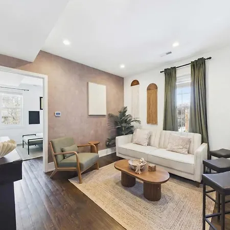 The Boho House Two Private Parking Apartment