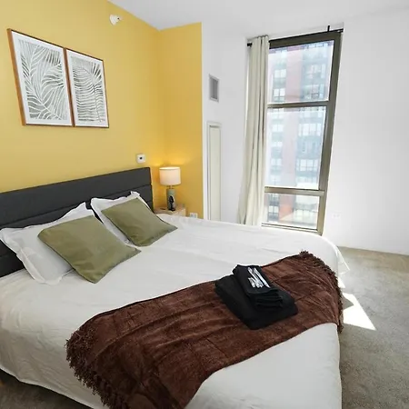 18th Floor 2br Grant Park With Balcony, Gym *