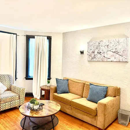 Modern 1br Near Midway - Cta Train - Golf Nearby Apartment
