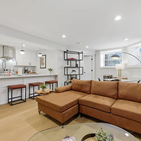 Newly Renovated 3br 2ba In Heart Of Andersonville