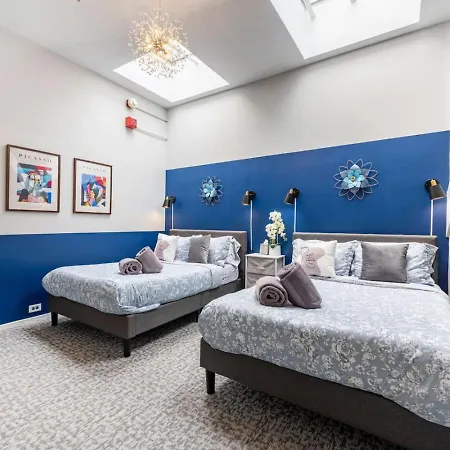 Vintage Downtown Penthouse, Gym & Balcony #6 * Chicago