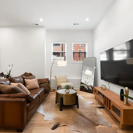 Apartment Vibrant West Town Perfect For Families *
