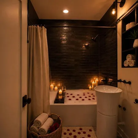 Modern Zen Retreat Mins From Downtown * Chicago