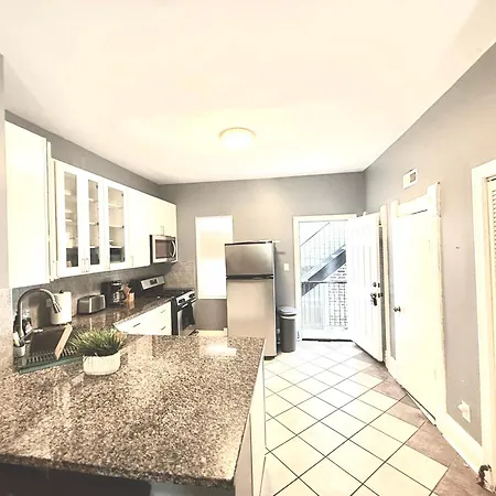 Apartment Coach Casa Penthouse - Minutes From Downtown Chicago