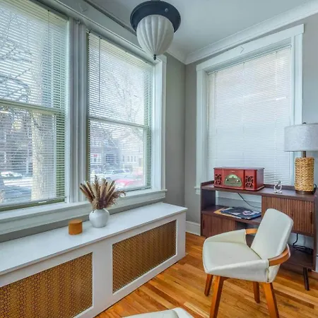 Modern 2br Avondale With Free Parking Near Cta