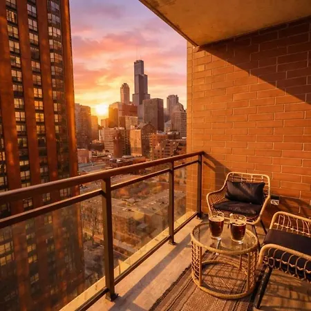 South Loop 2br Skyline Views - 5 Min To Grant Park *