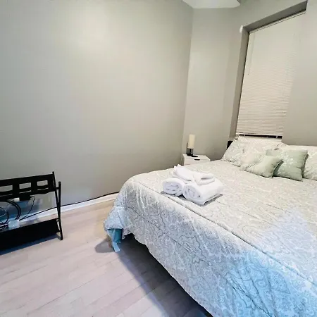 Modern 4br-3ba Near Public Transit And Wfh Chicago