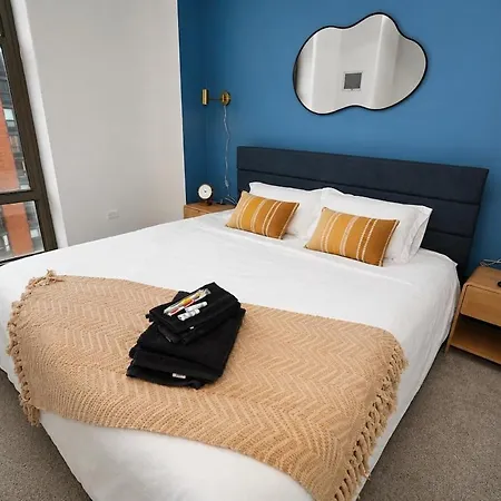 Apartment Skyline 2br On 20th Floor Near Grant Park With Paid Parking *