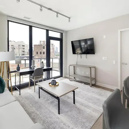 Landing Modern 2Bd Gym Pool * Chicago
