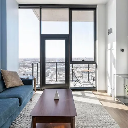 Apartment Landing Incredible 1bd Gym Pool Chicago