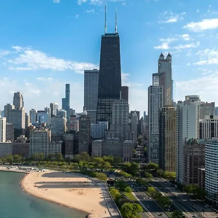 Cozy 1br Near Loyola University, Fast Wifi, Walk To Dining & Transit Chicago