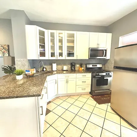 Apartment Coach Casa Penthouse - Minutes From Downtown