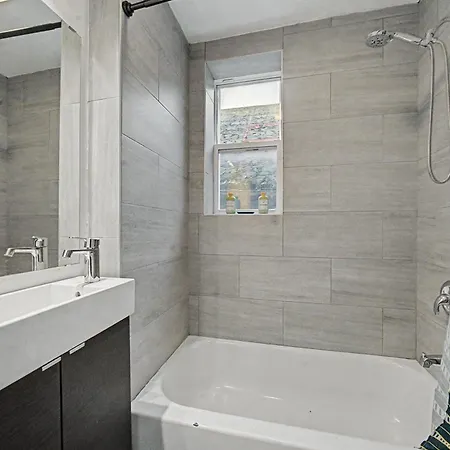 Cozy Pilsen 2br * Chicago
