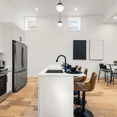 Vibrant West Town Perfect For Families Apartment Chicago
