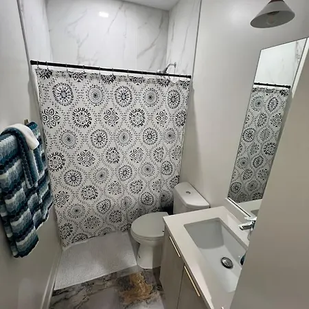 Stylish 2br Near Hyde Park, Uchicago & * Chicago
