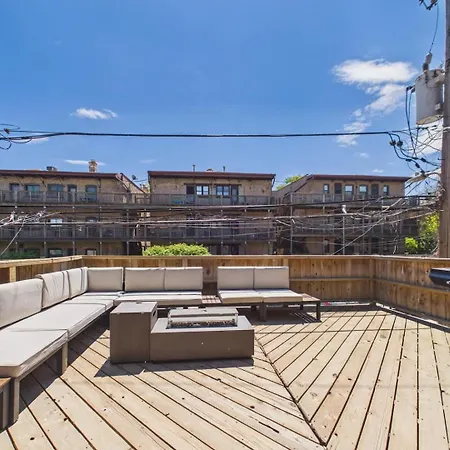 Luxury Wrigley Getaway 2br Parking Chicago