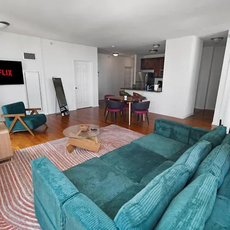 2br Skyline Views - 5 Min Walk To Grant Park Apartment *