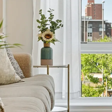 Apartment Elegant Oasis 2 Bed 2 Bath Near Downtown And United Center *