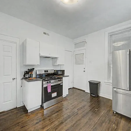 Cozy Pilsen 2br Apartment