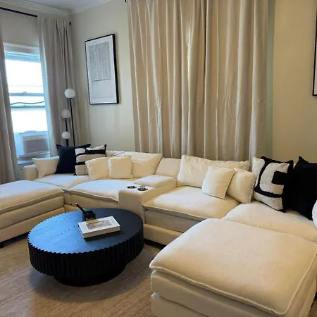 Walk To The • Private Office • 5br Apartment Chicago