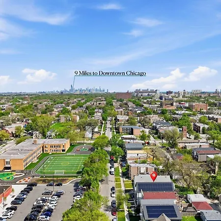 Black Gallery Solar 2br Woodlawn * Chicago