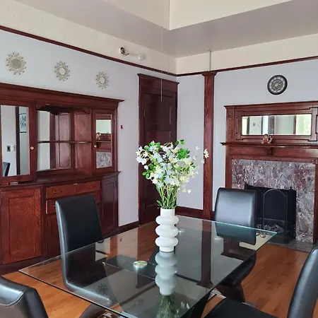 The Mccormick Urban Retreat 3b2b Apartment Chicago