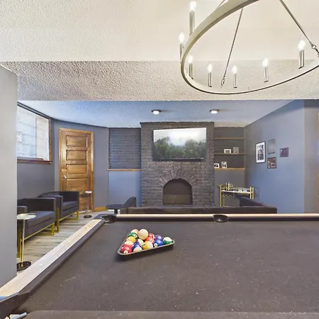 The Dakin Estate 4br Art Deco Speakeasy Duplex Apartment Chicago