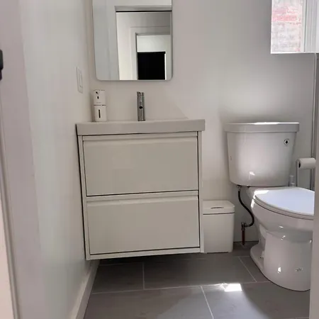 Near Downtown Nest Apartment *