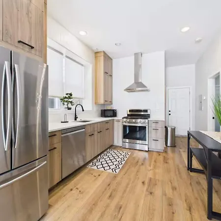 Apartment Peaceful Zen Flat 2br Oasis With Free Parking