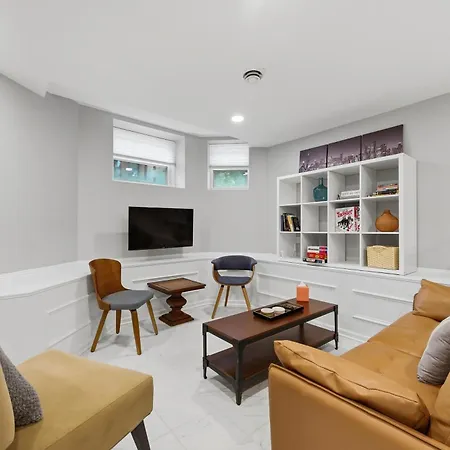 Apartment Ukrainian Village 2 Bd 2ba - Steps From Division
