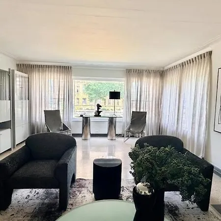 Apartment Steps To & Designer Lakefront With Free Parking Chicago