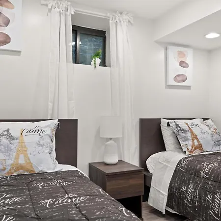 Apartment 2br Garden In Lakeview Walk To Wrigley *