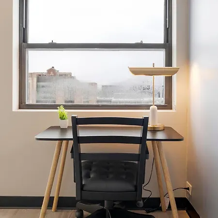 Apartment Landing Beautiful 1bd Gym Rooftop Lounge Chicago