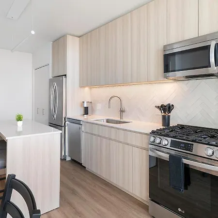 Landing Incredible 1bd Gym Pool Apartment *