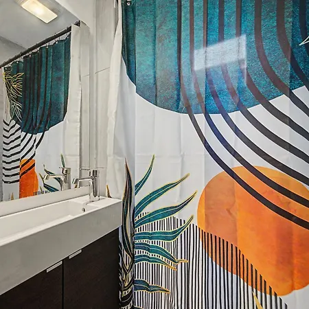 Cozy Pilsen 2br Apartment *