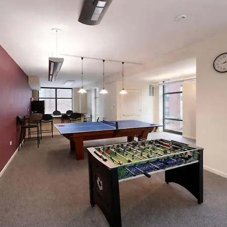 Apartment Modern 2br Skyline - 5 Min To Grant Park *