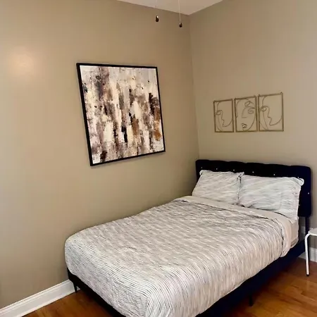 Apartment 2br2b Of Chicago, Hyde Park, Woodlawn, Chicago