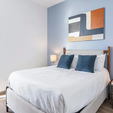 Landing Incredible 1bd Gym Pool